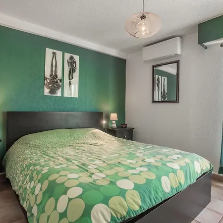 Apartament La Faviere Proche De La *