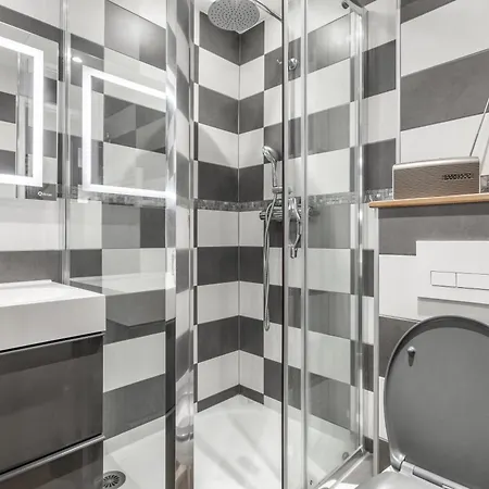 Apartament La Faviere Proche De La *